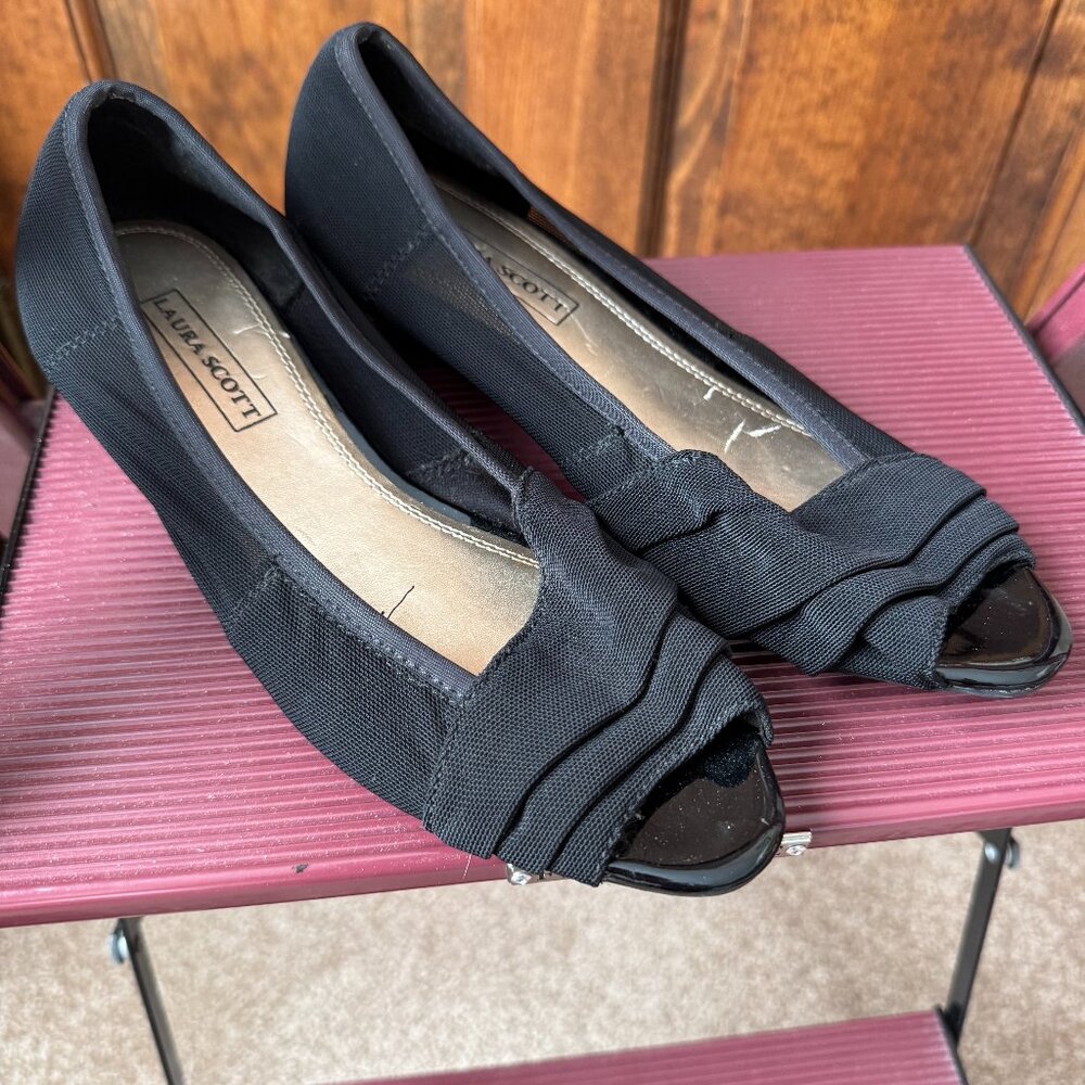Laura Scott Black Sheer Mesh Wedge Open Toe Shoe Size 8